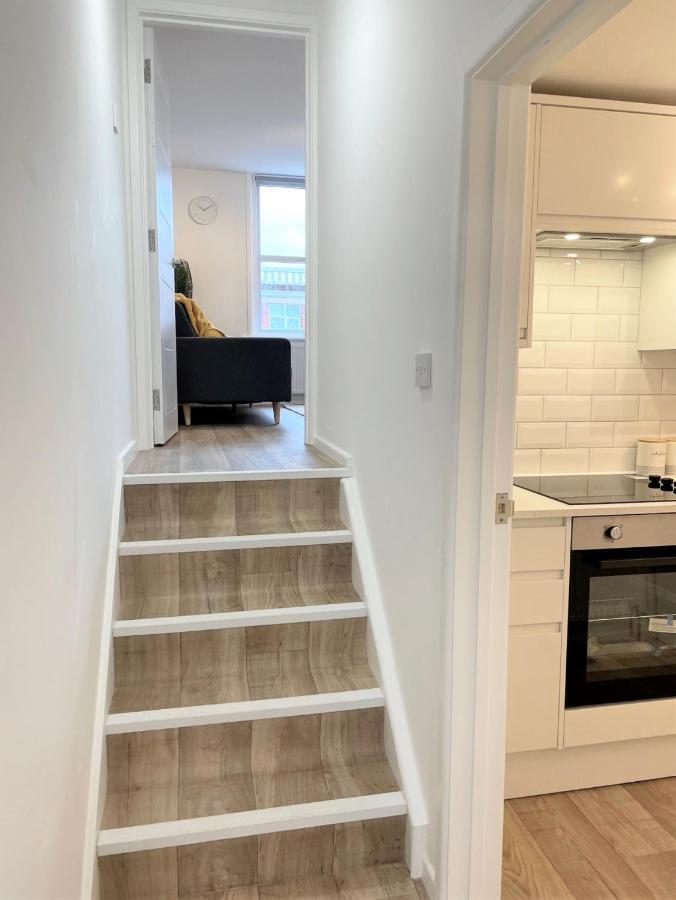 Central, Bright & Spacious Apartment - Parking Included Bournemouth Exterior photo